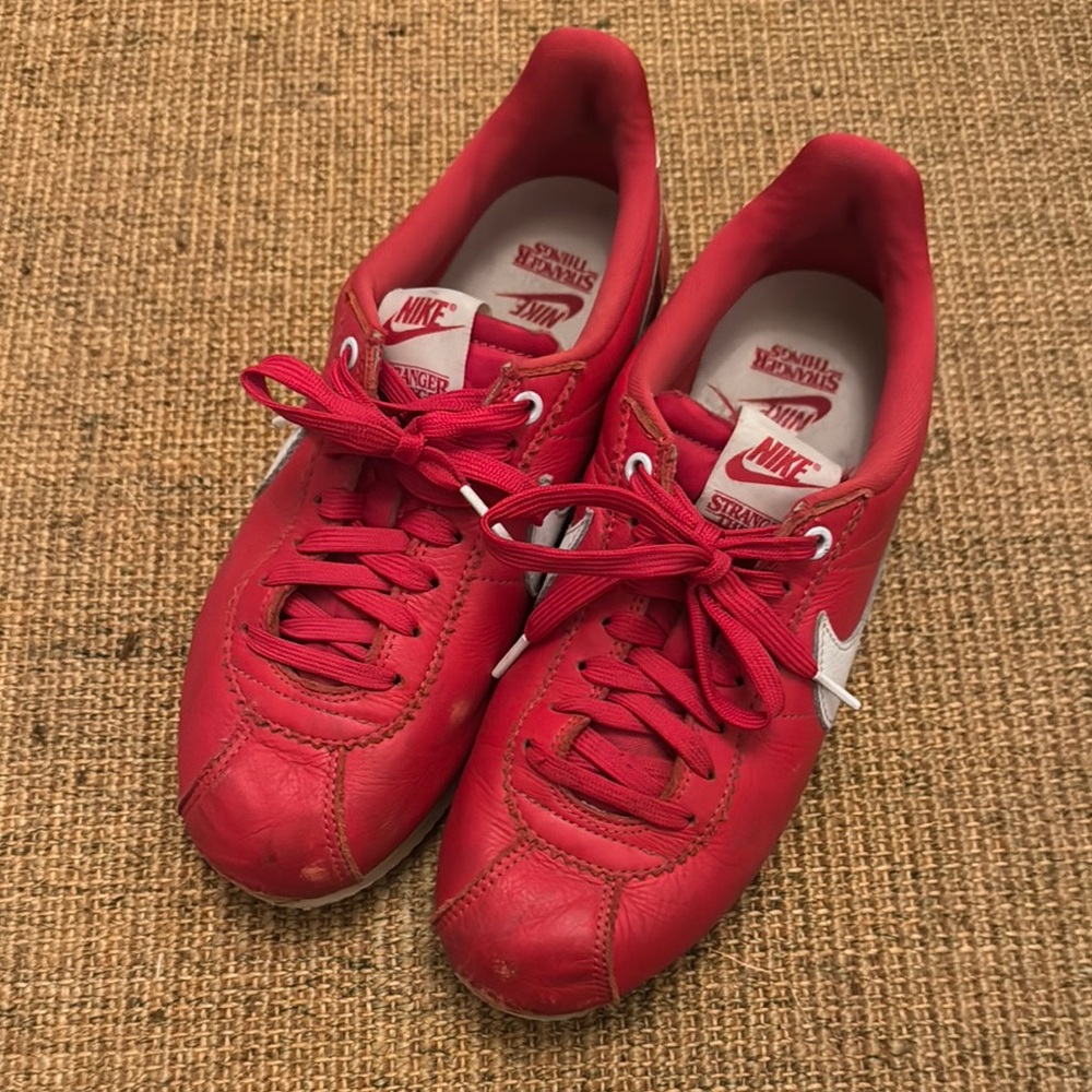 Nike stranger things Women's Red Cortez Sneakers